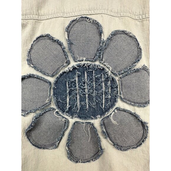 The Scrappy Camper Womens Button Shirt Sz M Upcycled Quilted Daisy Floral Boho - Picture 7 of 14